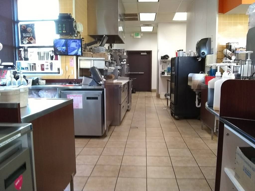 Dunkin | cafe | 1541 Hyde Park Rd, Essex, MD 21221, USA | 4107803380 OR +1 410-780-3380