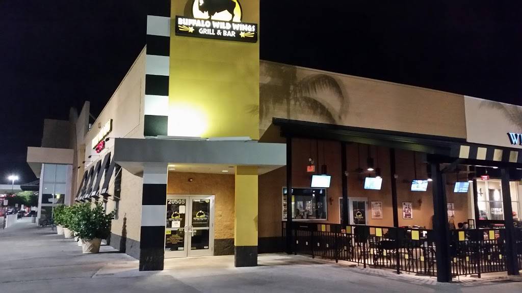 Buffalo Wild Wings | meal takeaway | 20505 S Dixie Hwy Suite 555A, Cutler Bay, FL 33189, USA | 3052388850 OR +1 305-238-8850