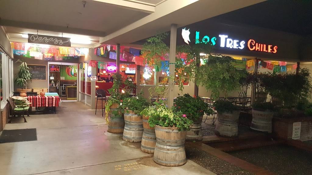 Los Tres Chiles | restaurant | 2765 Yulupa Ave, Santa Rosa, CA 95405, USA | 7073045724 OR +1 707-304-5724