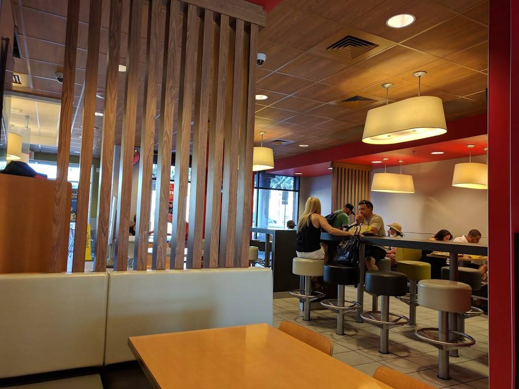 McDonalds | cafe | 3999 S Las Vegas Blvd, Las Vegas, NV 89119, USA | 7027393423 OR +1 702-739-3423