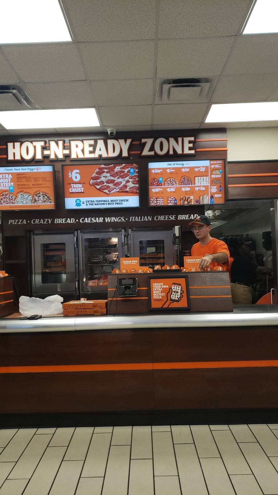 Pizza Hut Express | meal takeaway | 6862 Okeechobee Blvd, West Palm Beach, FL 33411, USA | 5616864001 OR +1 561-686-4001
