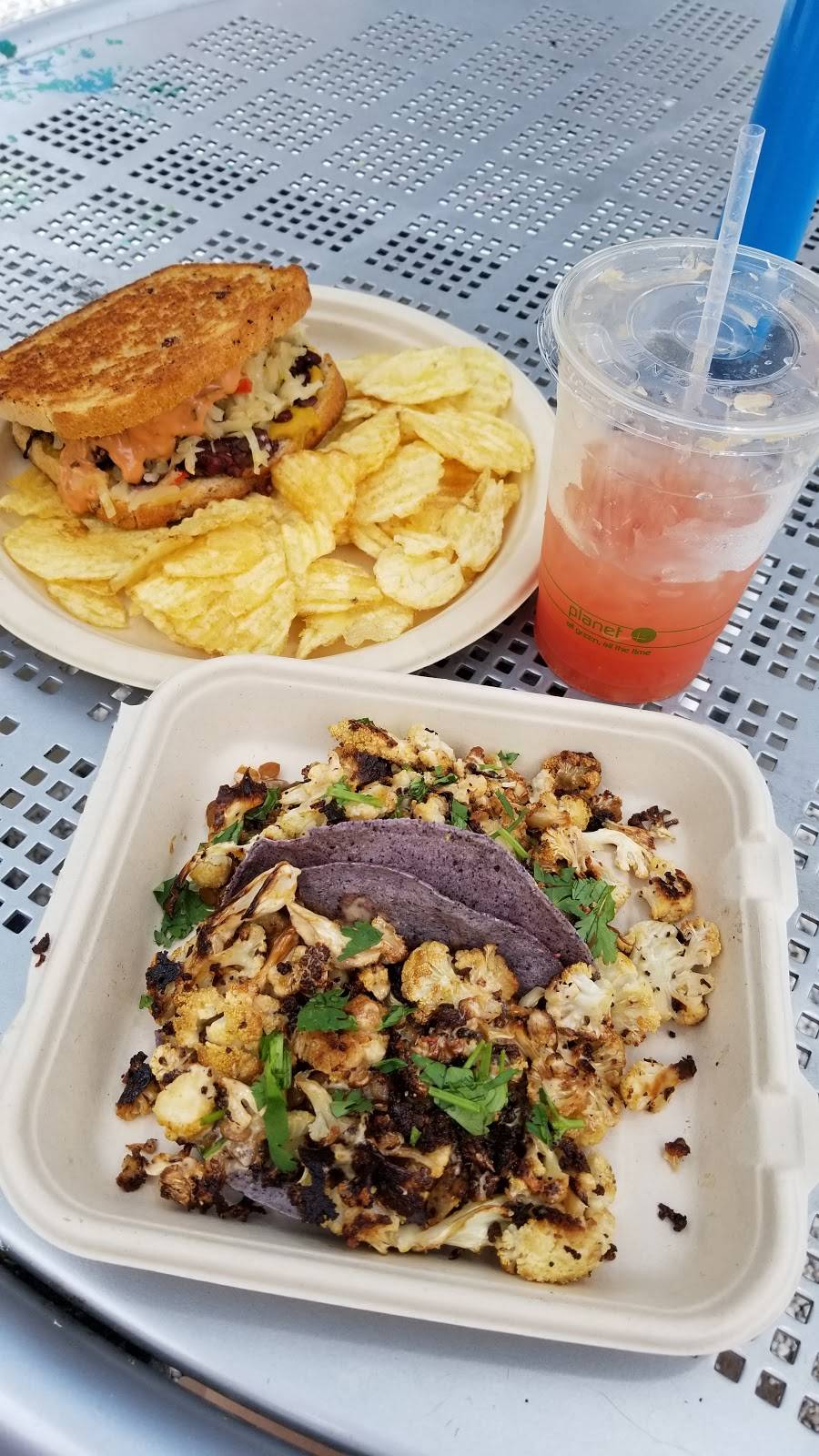 Kind Kravings | restaurant | 121 E Douglas Ave, Wichita, KS 67202, USA | 3162073352 OR +1 316-207-3352