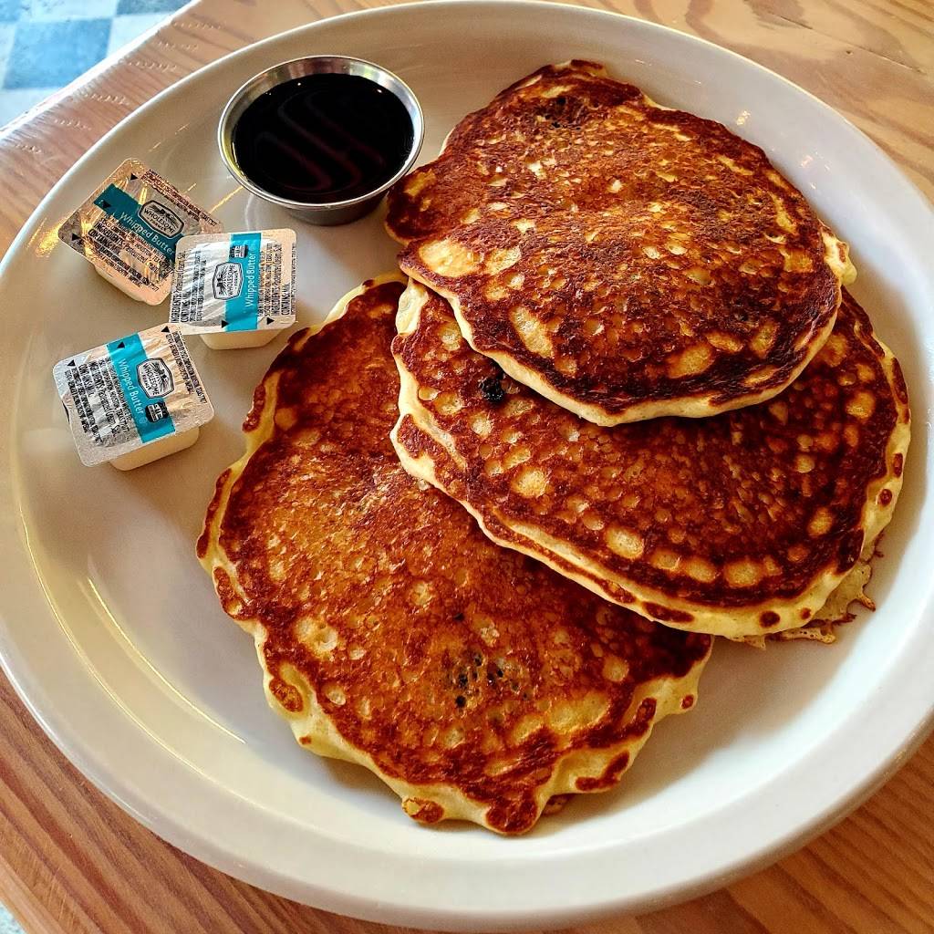 Sams graces Cafe | restaurant | 193-429, M-119, Harbor Springs, MI 49740, USA | 2312421230 OR +1 231-242-1230