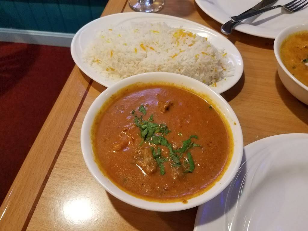 Swad Tandoori | restaurant | 150 State St, New London, CT 06320, USA | 8604391809 OR +1 860-439-1809