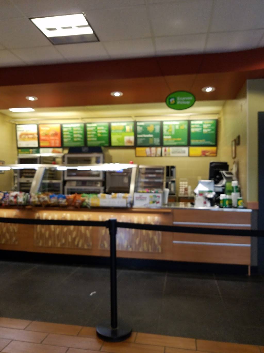 Subway | restaurant | 35 White St, South Burlington, VT 05403, USA | 8024895165 OR +1 802-489-5165