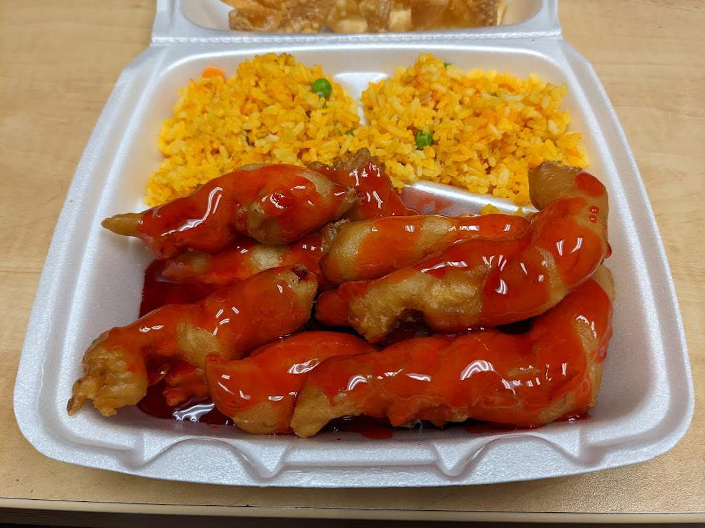 Three Amigos Grocery | restaurant | 303 NW 36th St, San Antonio, TX 78237, USA | 2104347264 OR +1 210-434-7264