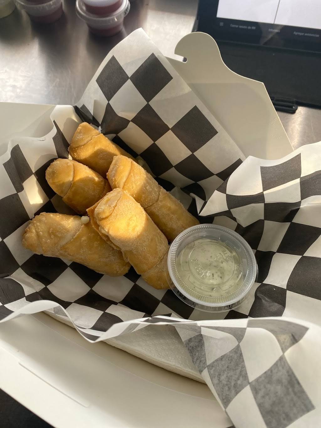 Burger Champs | restaurant | 13759 Beach Blvd, Jacksonville, FL 32224, USA | 9543050206 OR +1 954-305-0206