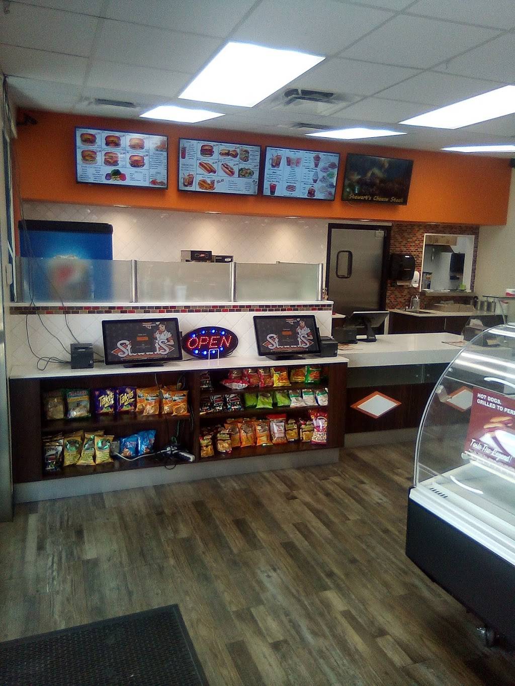 Stewarts All American Grill | restaurant | 11711 Okeechobee Blvd, Royal Palm Beach, FL 33411, USA | 5617953140 OR +1 561-795-3140