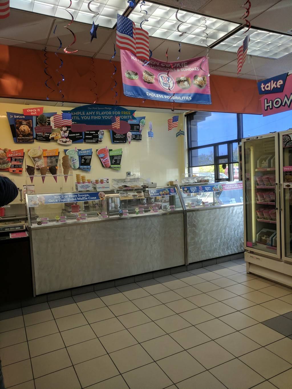 Dunkin Donuts | cafe | 5050 N Cicero Ave, Chicago, IL 60630, USA | 7734811488 OR +1 773-481-1488