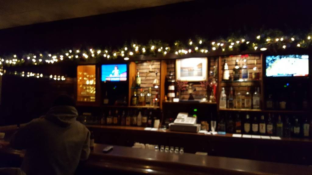 Twin Harbors Restaurant | restaurant | 341 Bayville Ave, Bayville, NY 11709, USA | 5166281700 OR +1 516-628-1700