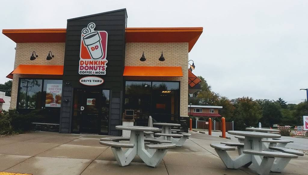Dunkin | bakery | 5480 S 108th St, Hales Corners, WI 53130, USA | 4145250115 OR +1 414-525-0115