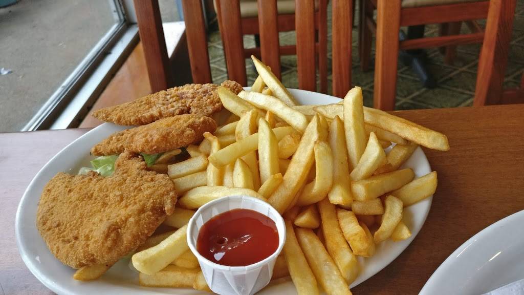 Tarboosh Restaurant | restaurant | 3050 Confederation Pkwy, Mississauga, ON L5B 3Z6, Canada | 9059490222 OR +1 905-949-0222