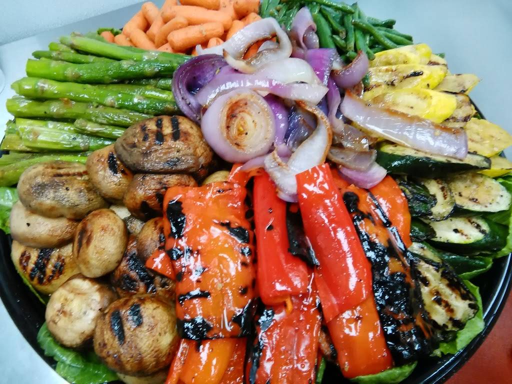 Holiday Grill & Catering | restaurant | 13408 Enterprise Ave, Cleveland, OH 44135, USA | 2164331187 OR +1 216-433-1187