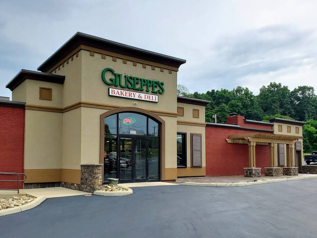 Giuseppes Italian Market | restaurant | 1201 Youngstown Warren Rd, Niles, OH 44446, USA | 3305056400 OR +1 330-505-6400