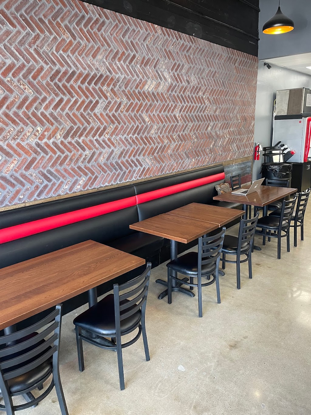 Flippin Pizza | restaurant | 33621 Del Obispo St Suite D, Dana Point, CA 92629, USA | 9492764336 OR +1 949-276-4336