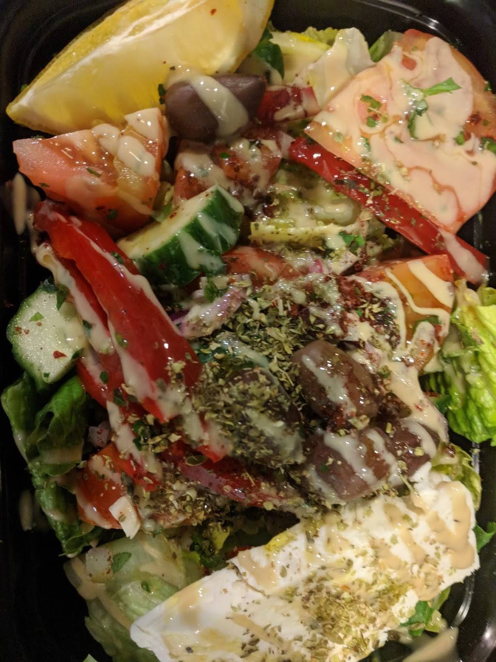 Zizis Kitchen | restaurant | 665 Earl Armstrong Rd, Gloucester, ON K1V 2G2, Canada | 6138221066 OR +1 613-822-1066