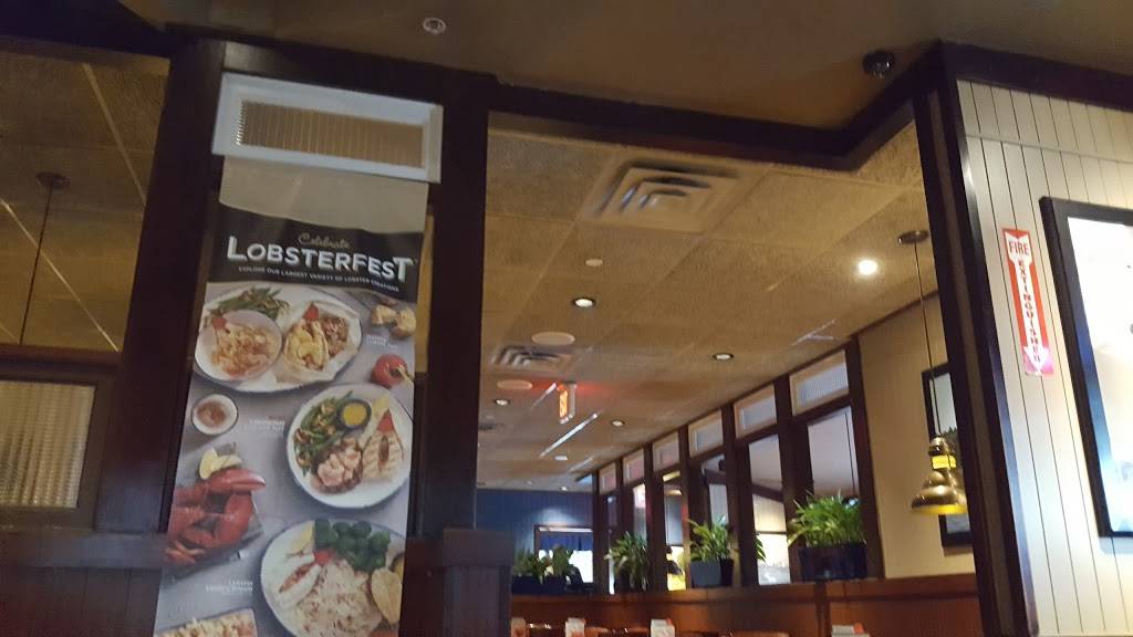 Red Lobster | restaurant | 455 Gateway Dr, Brooklyn, NY 11239, USA | 7189642057 OR +1 718-964-2057