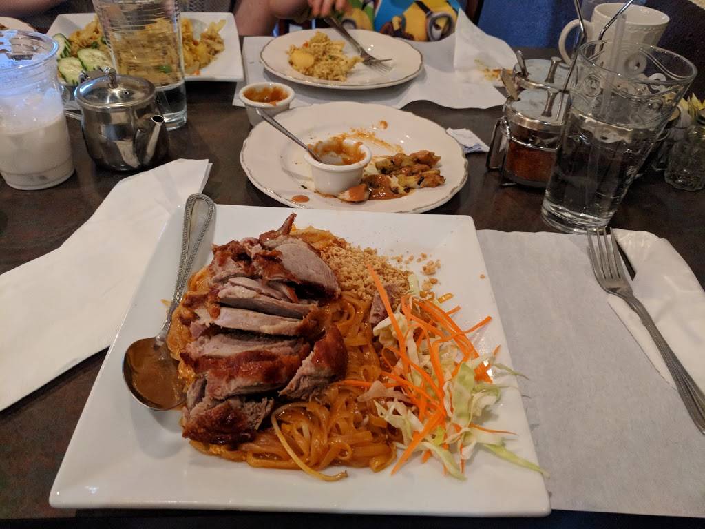 Tup Tim Thai Cuisine | restaurant | 3860 Commercial St SE, Salem, OR 97302, USA | 5039676078 OR +1 503-967-6078