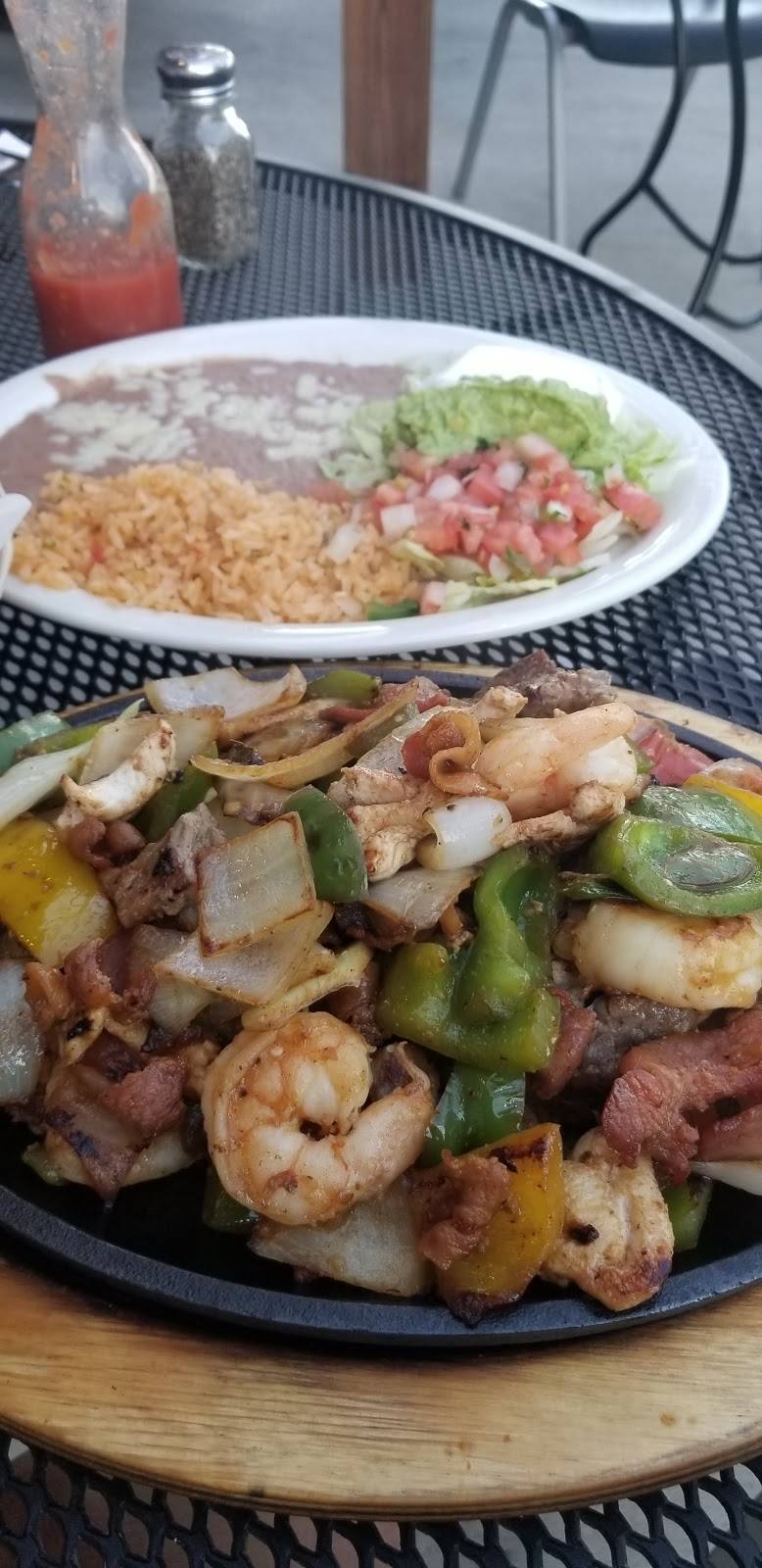 Blue Agave | restaurant | 370 E Commerce St, Hernando, MS 38632, USA | 6624694246 OR +1 662-469-4246