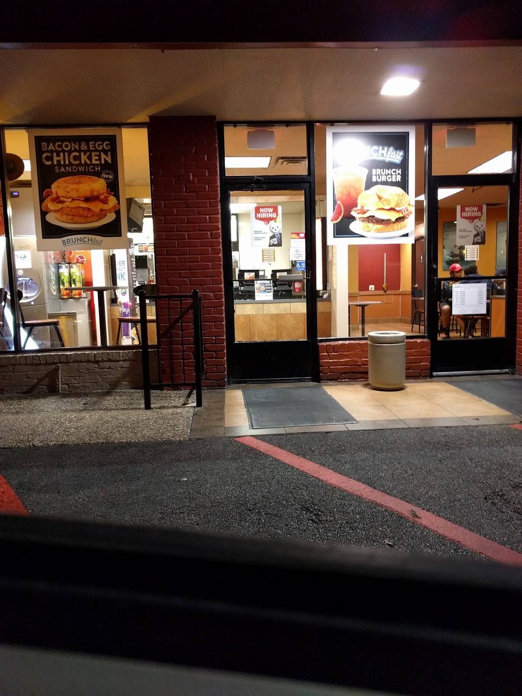 Jack in the Box | restaurant | 2251 Sam Houston Ave, Huntsville, TX 77340, USA | 9362955821 OR +1 936-295-5821