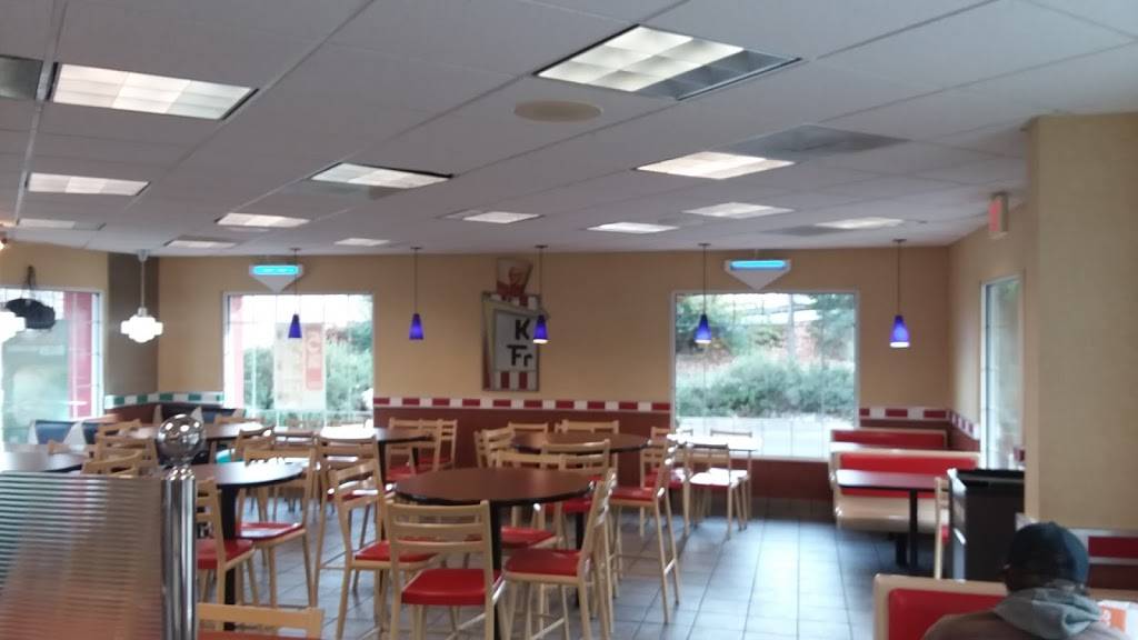 KFC | restaurant | 2405 Riverside Ave, Paso Robles, CA 93446, USA | 8052382407 OR +1 805-238-2407
