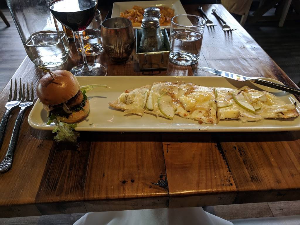 NAPA Kitchen + Bar Montgomery | restaurant | 9386 Montgomery Rd, Montgomery, OH 45242, USA | 5137459568 OR +1 513-745-9568