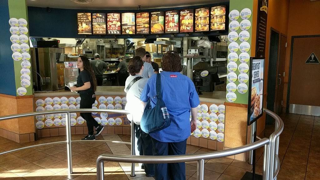 Taco Bell | meal takeaway | 2700 Geer Rd, Turlock, CA 95382, USA | 2096678341 OR +1 209-667-8341