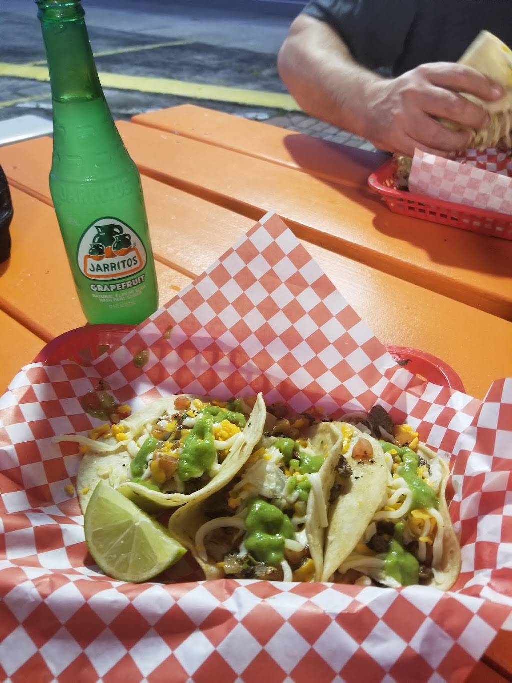 Taco Amigo | restaurant | 5009 Gall Blvd, Zephyrhills, FL 33542, USA | 8133776026 OR +1 813-377-6026