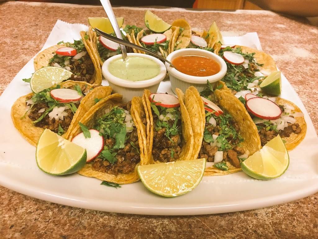 Las Cazuelitas Restaurant | restaurant | 21 Crystal Lake Plaza, Crystal Lake, IL 60014, USA | 8158930802 OR +1 815-893-0802