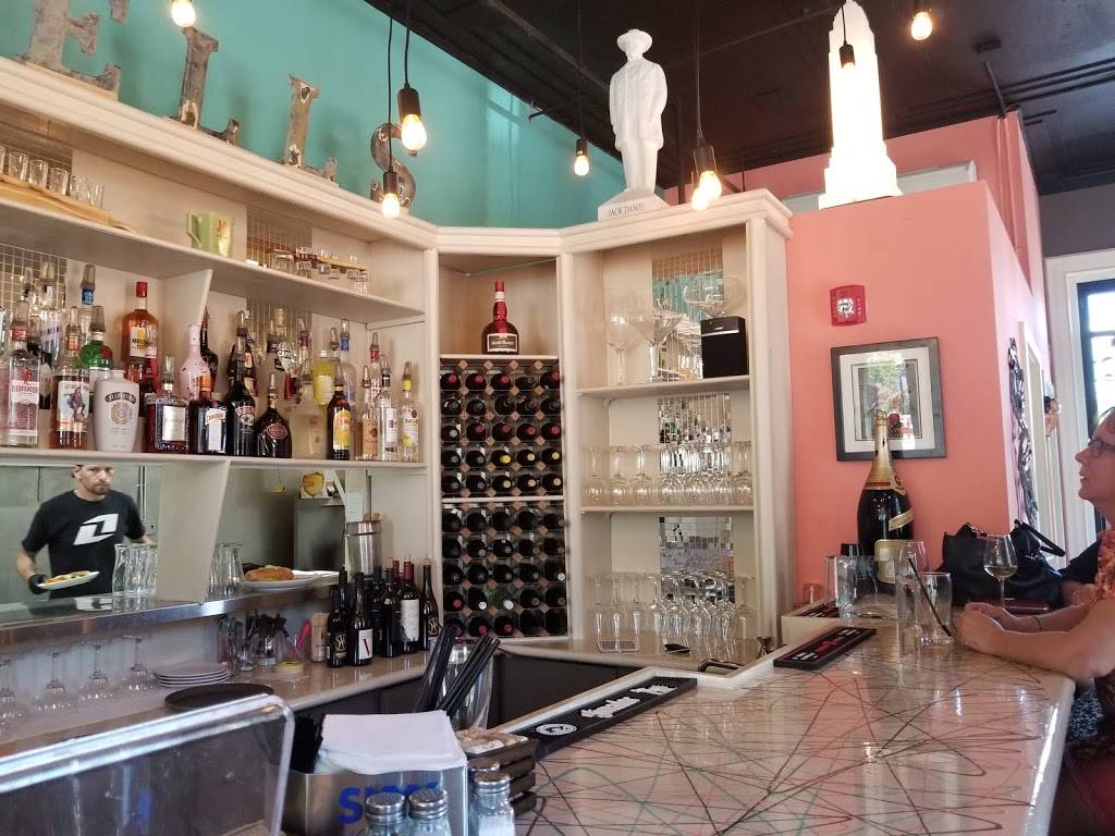 Ottos on the River | night club | 287 Water St, Augusta, ME 04330, USA | 2072134757 OR +1 207-213-4757