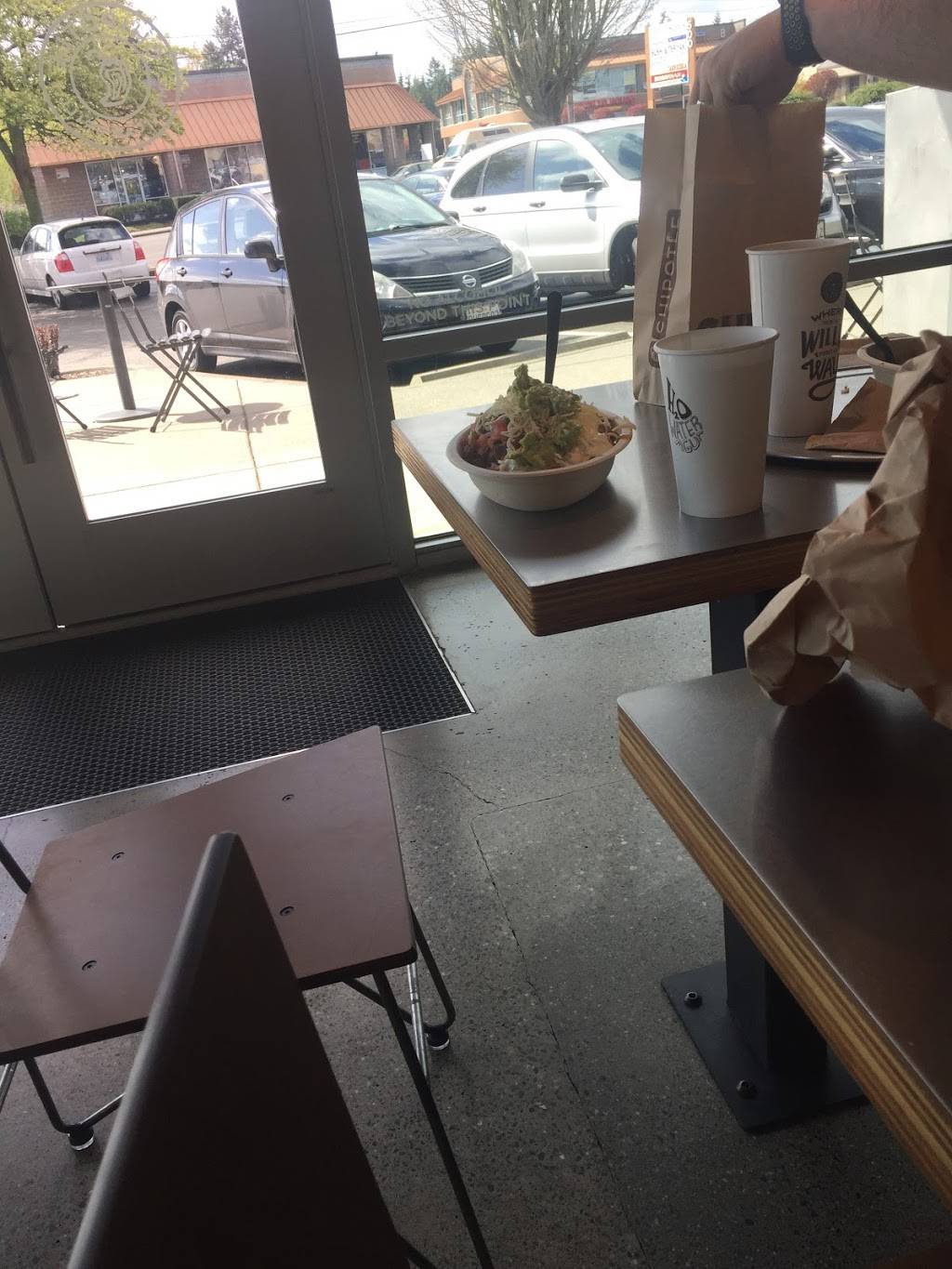 Chipotle Mexican Grill | restaurant | 515 SE Everett Mall Way, Everett, WA 98208, USA | 4252657915 OR +1 425-265-7915