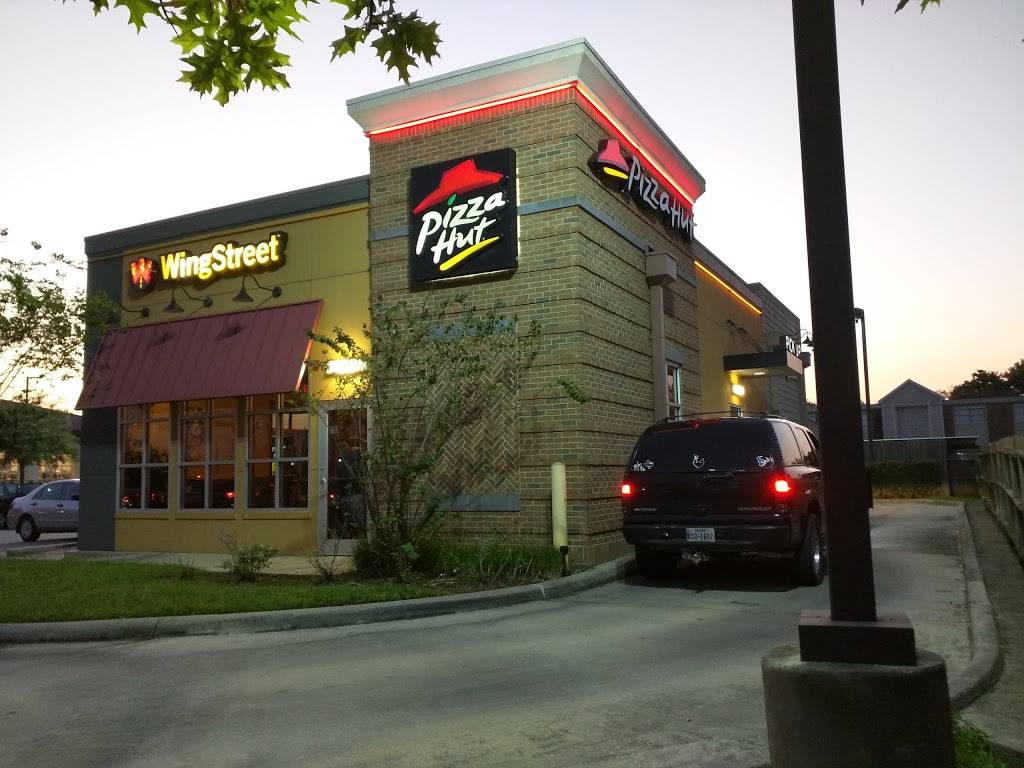 Pizza Hut | restaurant | 3017 Red Bluff Rd, Pasadena, TX 77503, USA | 7134723300 OR +1 713-472-3300