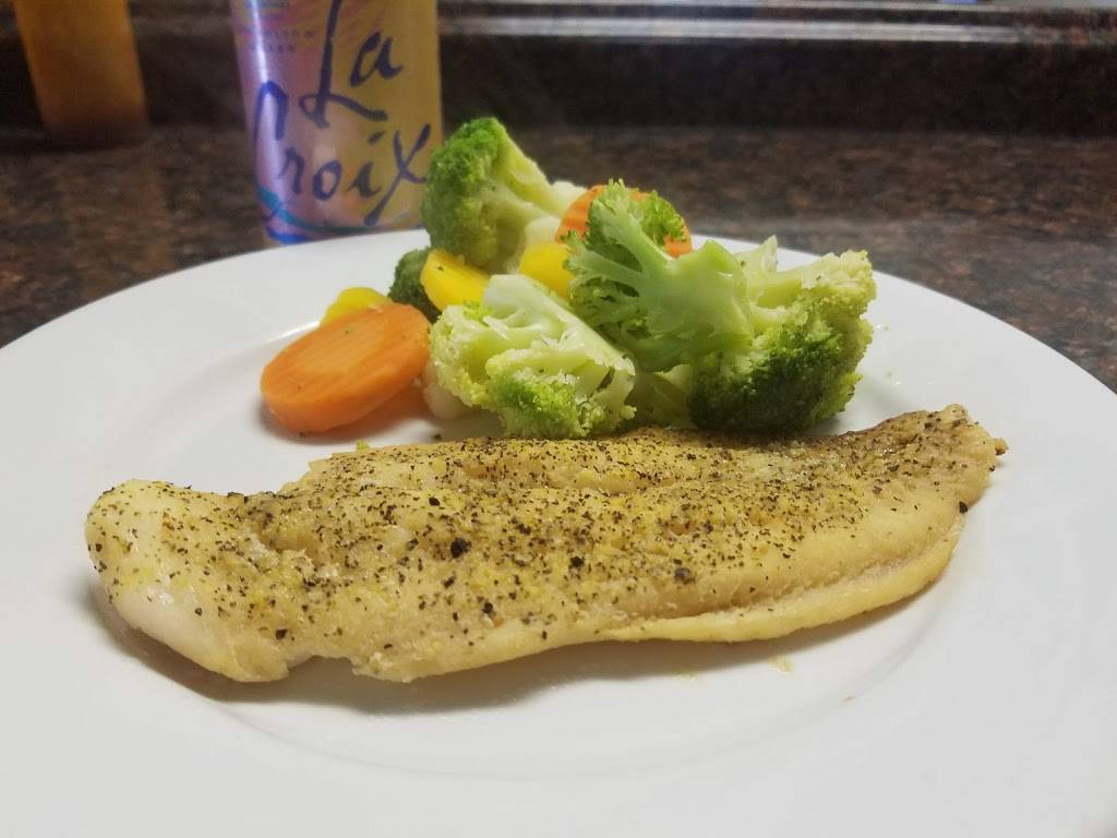 Jennifers Edibles Restaurant | restaurant | 1623 Simpson St, Evanston, IL 60201, USA | 2247171835 OR +1 224-717-1835