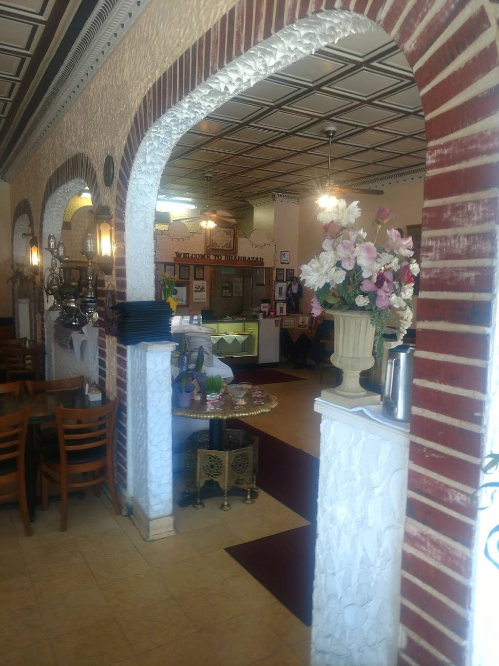 Shahrazad Persian / Middle Eastern Cuisine | restaurant | 2847 N Oakland Ave, Milwaukee, WI 53211, USA | 4149645475 OR +1 414-964-5475