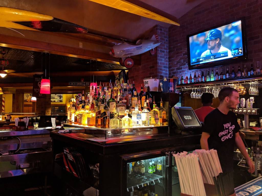 TGI Fridays | restaurant | 2515 W Memorial Rd, Oklahoma City, OK 73134, USA | 4057492515 OR +1 405-749-2515