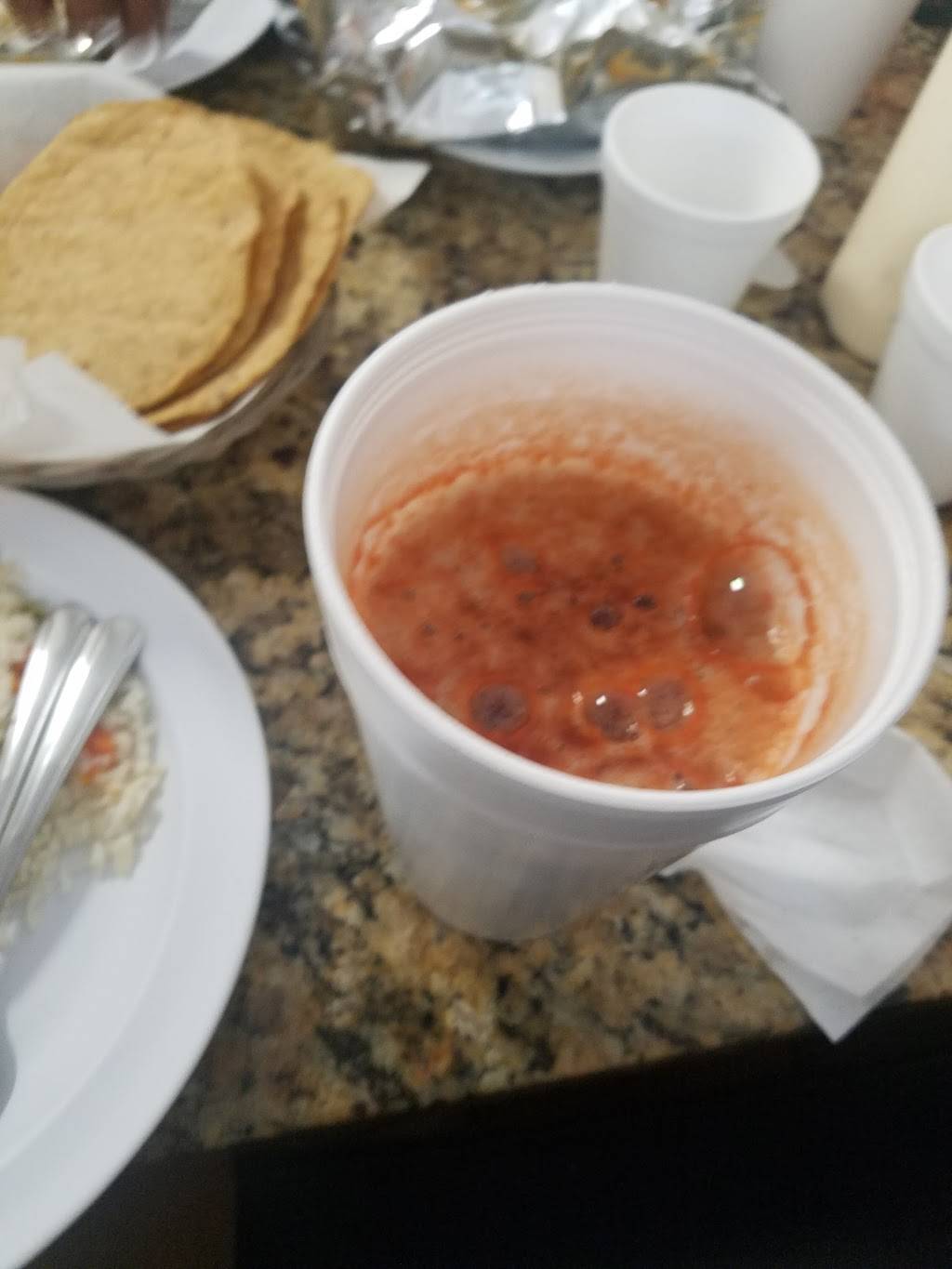 Mariscos El Perihuete | restaurant | 3223 Tweedy Blvd, South Gate, CA 90280, USA | 3235666726 OR +1 323-566-6726