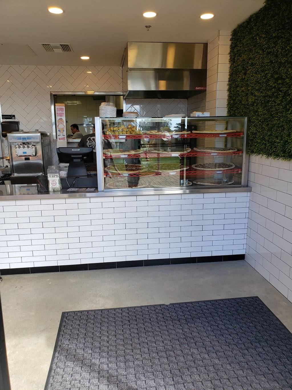 East Coast Pizza | restaurant | 2015 San Elijo Ave, Cardiff, CA 92007, USA | 7609441599 OR +1 760-944-1599