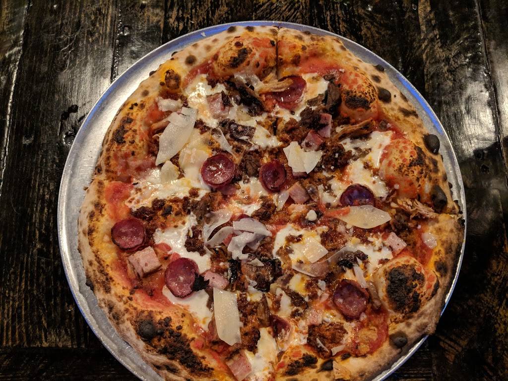 LowBrow Pizza & Beer | restaurant | 3148 Tamiami Trail E, Naples, FL 34112, USA | 2395296919 OR +1 239-529-6919