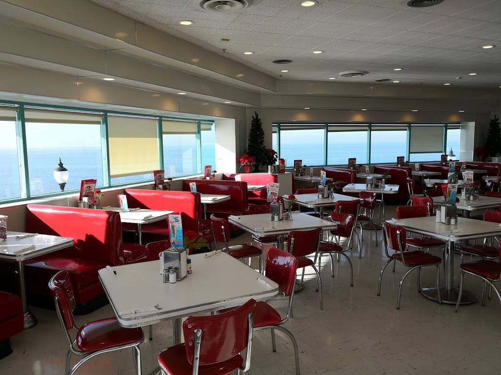 Rubys Diner | restaurant | 1 Main St #1, Huntington Beach, CA 92648, USA | 7149697829 OR +1 714-969-7829