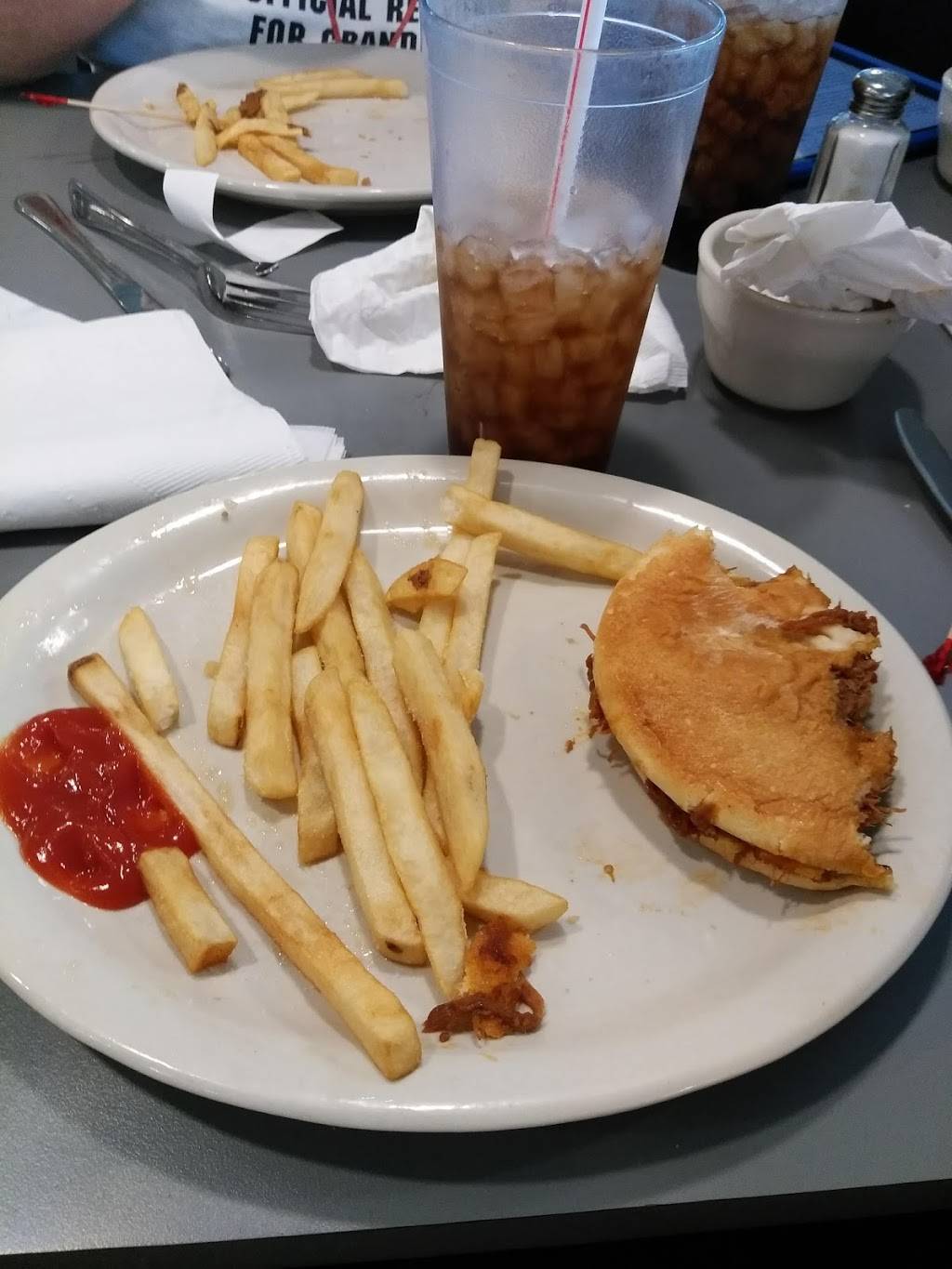 Wrights Family Diner | restaurant | 130 SE Lee Blvd, Lawton, OK 73501, USA | 5806992900 OR +1 580-699-2900