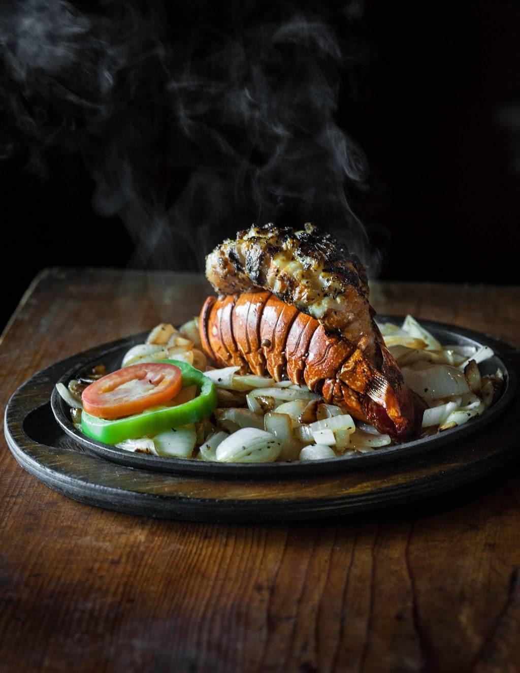 Armandos | restaurant | 2630 Westheimer Rd, Houston, TX 77098, USA | 7135201738 OR +1 713-520-1738