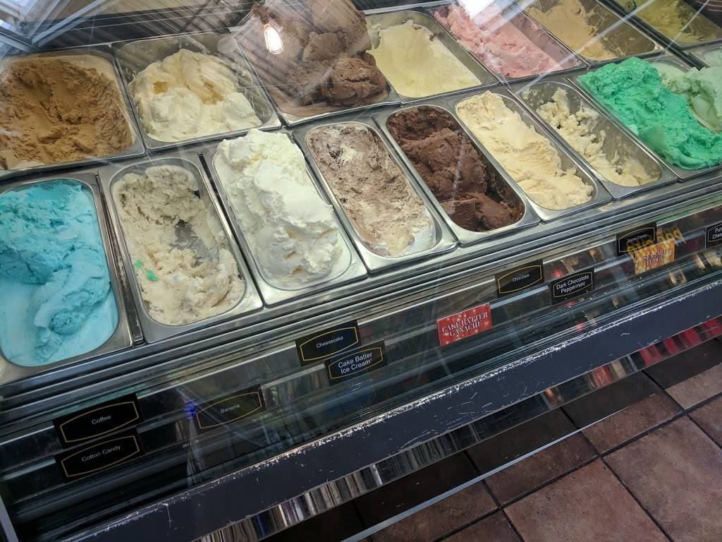 Cold Stone Creamery | bakery | 426 Great Mall Dr, Milpitas, CA 95035, USA | 4089358552 OR +1 408-935-8552