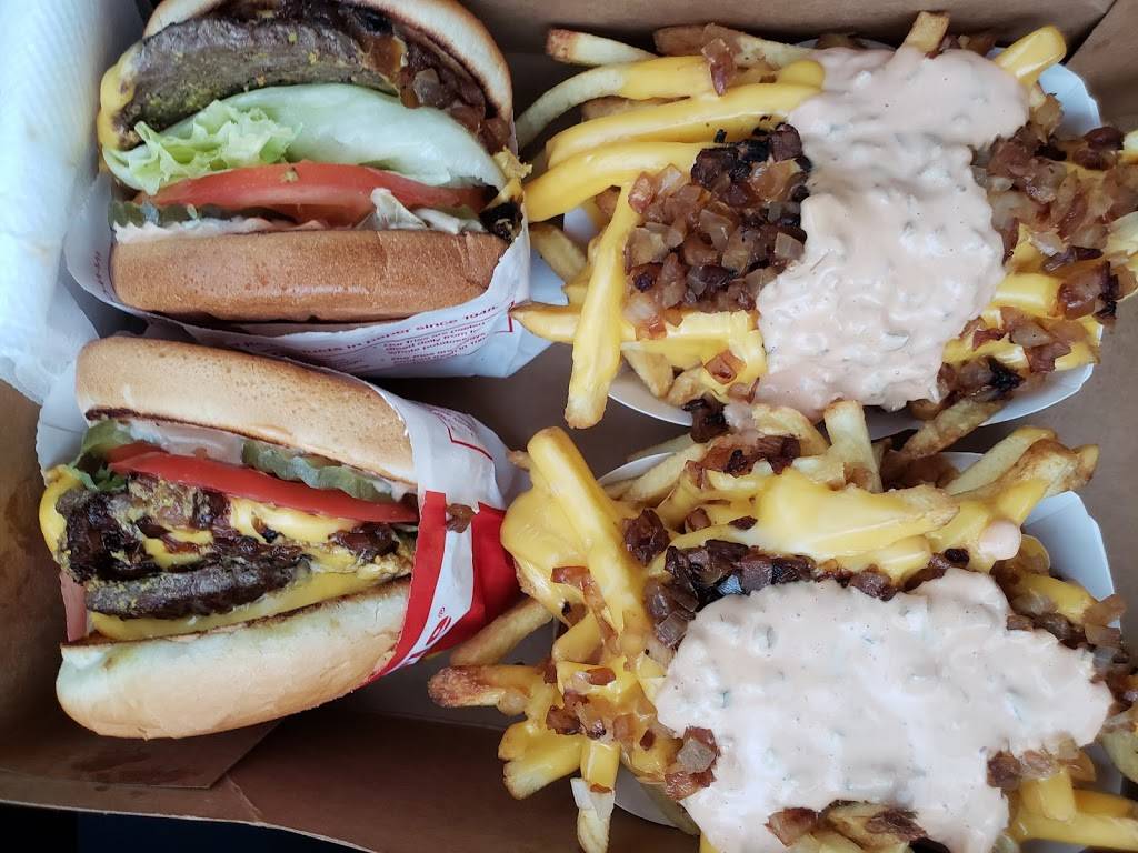 In-N-Out Burger | restaurant | 901 E Whitestone Blvd, Cedar Park, TX 78613, USA | 8007861000 OR +1 800-786-1000