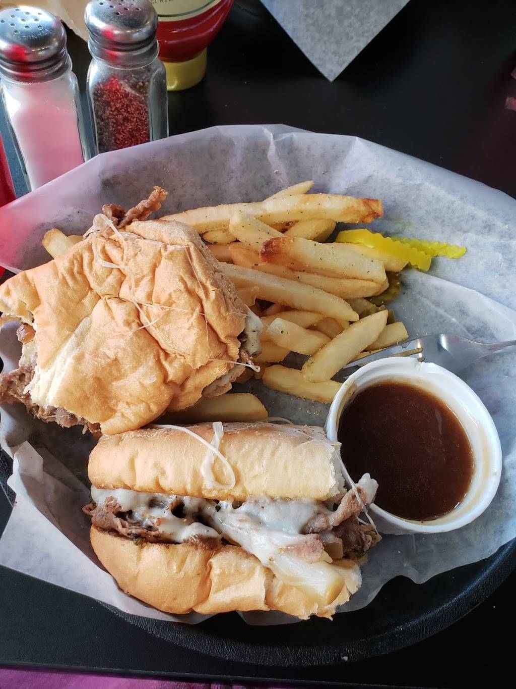 Filling Philly’s Downtown | restaurant | 301 Central Ave NW, Albuquerque, NM 87102, USA | 5052080228 OR +1 505-208-0228