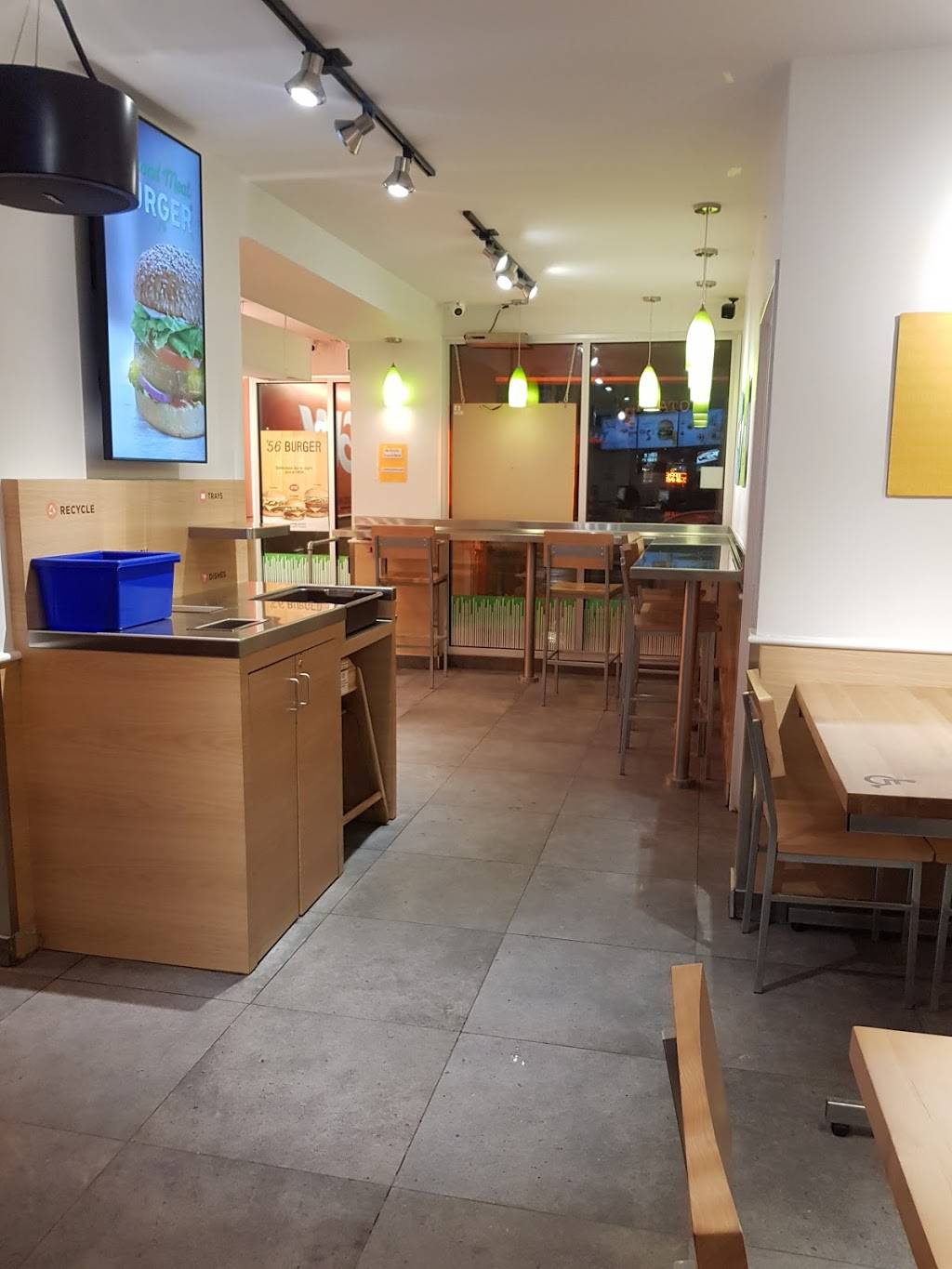 A&W Canada | restaurant | 1896 Eglinton Ave E, Scarborough, ON M1L 2L9, Canada | 4167518896 OR +1 416-751-8896