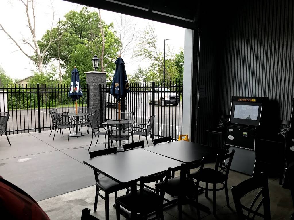 Steel City Sports Bar & Grille | restaurant | 3108 New Butler Rd, New Castle, PA 16101, USA | 7242413336 OR +1 724-241-3336