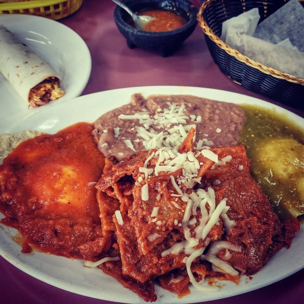 Lopez Bakery & Restaurant | restaurant | 1100 W Historic Mitchell St, Milwaukee, WI 53204, USA | 4146721830 OR +1 414-672-1830