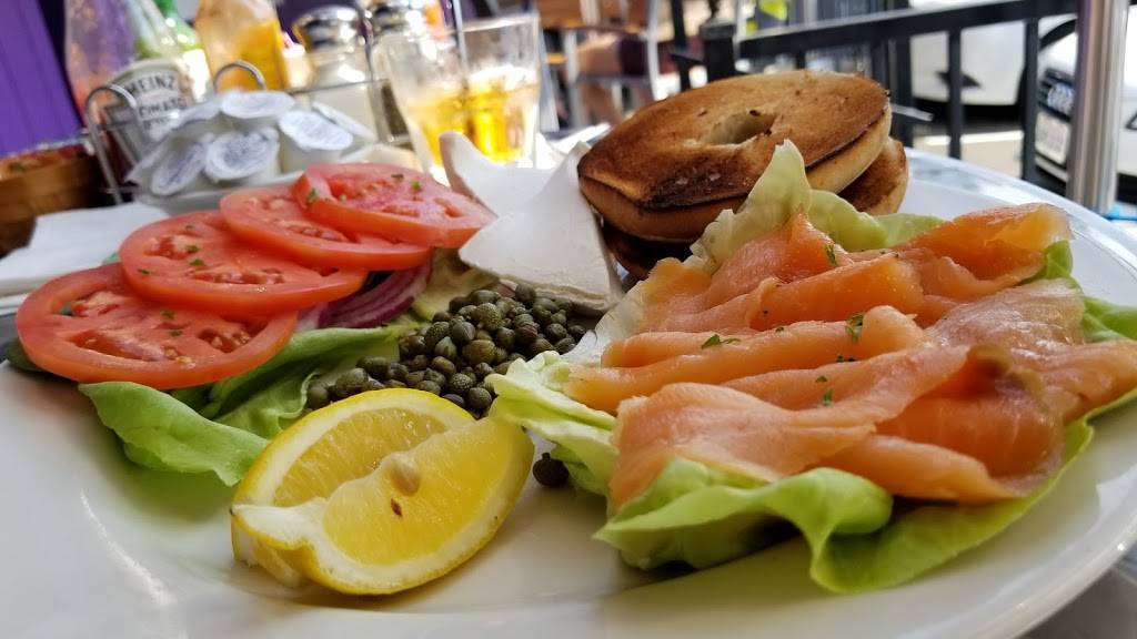 The Purple Place Bar & Grill | restaurant | 363 Green Valley Rd, El Dorado Hills, CA 95762, USA | 9169332313 OR +1 916-933-2313