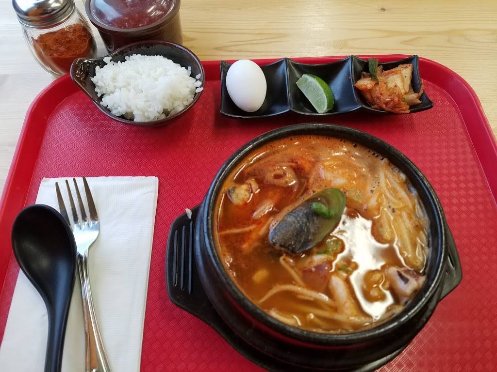 Sopita Ramen Hoover | restaurant | 2201 Pico Blvd #A, Los Angeles, CA 90006, USA | 3232195294 OR +1 323-219-5294