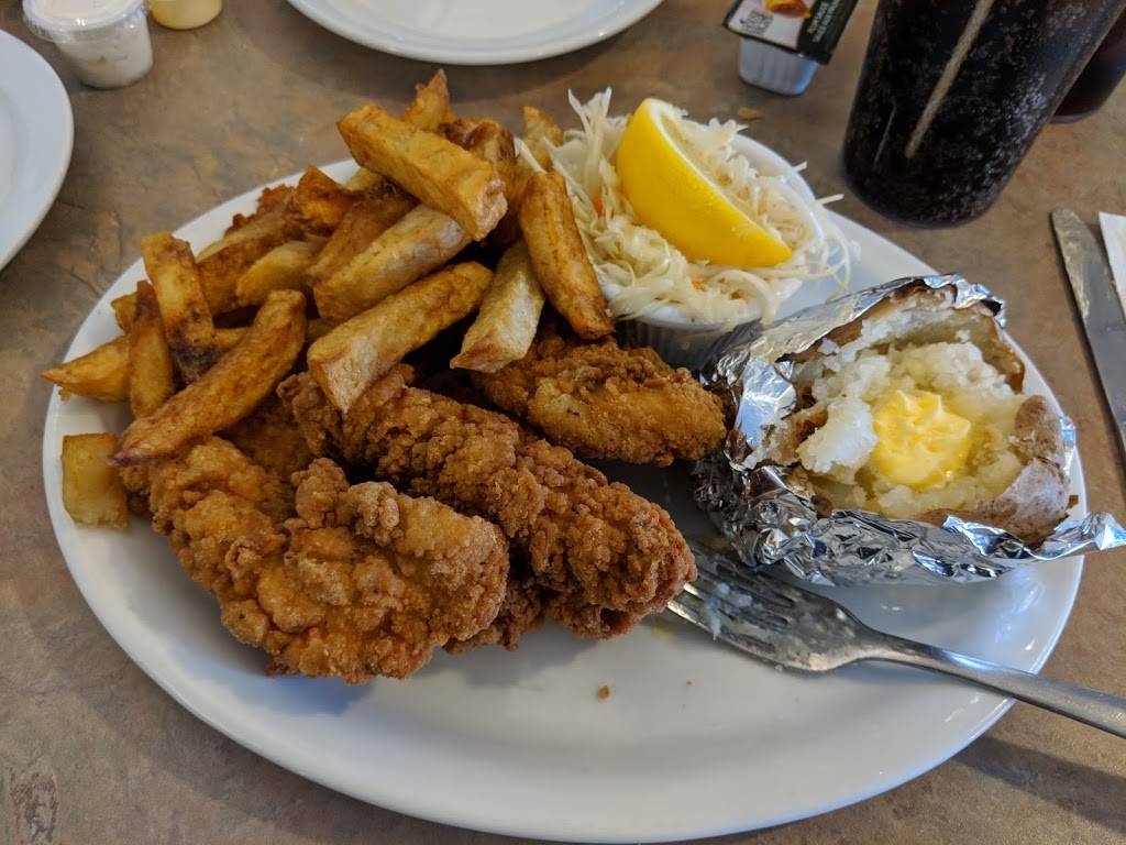 Pat and Hanks | restaurant | 3163 Tecumseh Rd E, Windsor, ON N8W 1G9, Canada | 5199480111 OR +1 519-948-0111